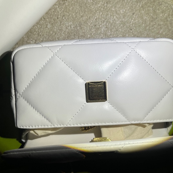 Tory Burch purse - Picture 9 of 10